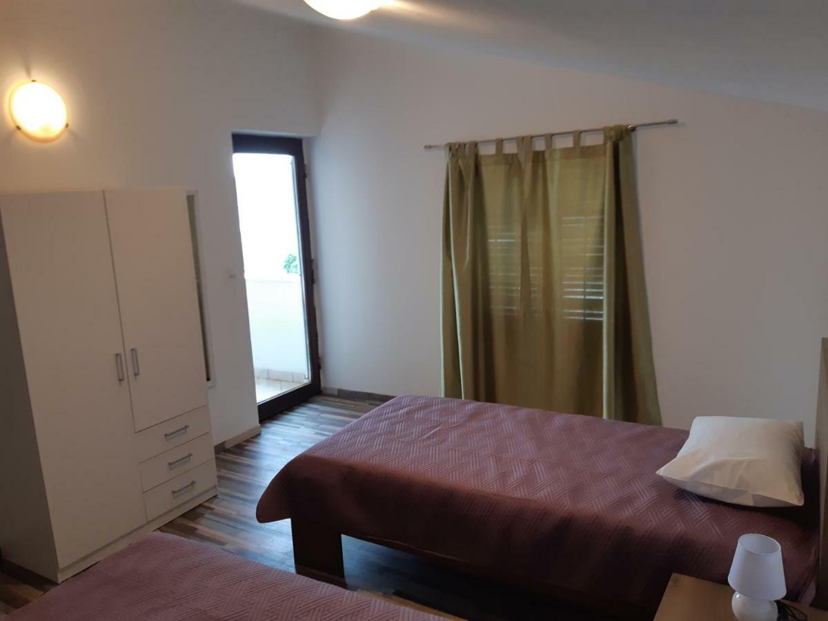 Apartments Vukelic 스타리그라드 파클레니차 외부 사진